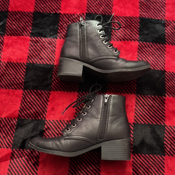 Heeled Booties - Picture 2 of 9